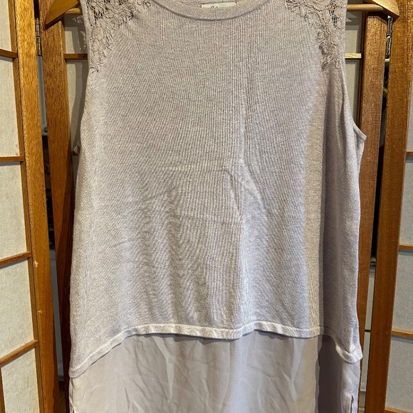 Reitman's Light Purple Sleeveless Blouse with Embroidery - Picture 3 of 13